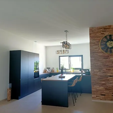 Maison Neuve 200m2 Climatisee Avec Sa Piscine Chauffee, Proche De La Plage Et Des Commerces Villa Audenge