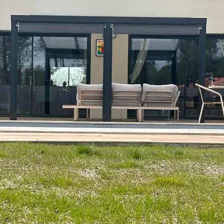 Vila Maison Neuve 200m2 Climatisee Avec Sa Piscine Chauffee, Proche De La Plage Et Des Commerces *